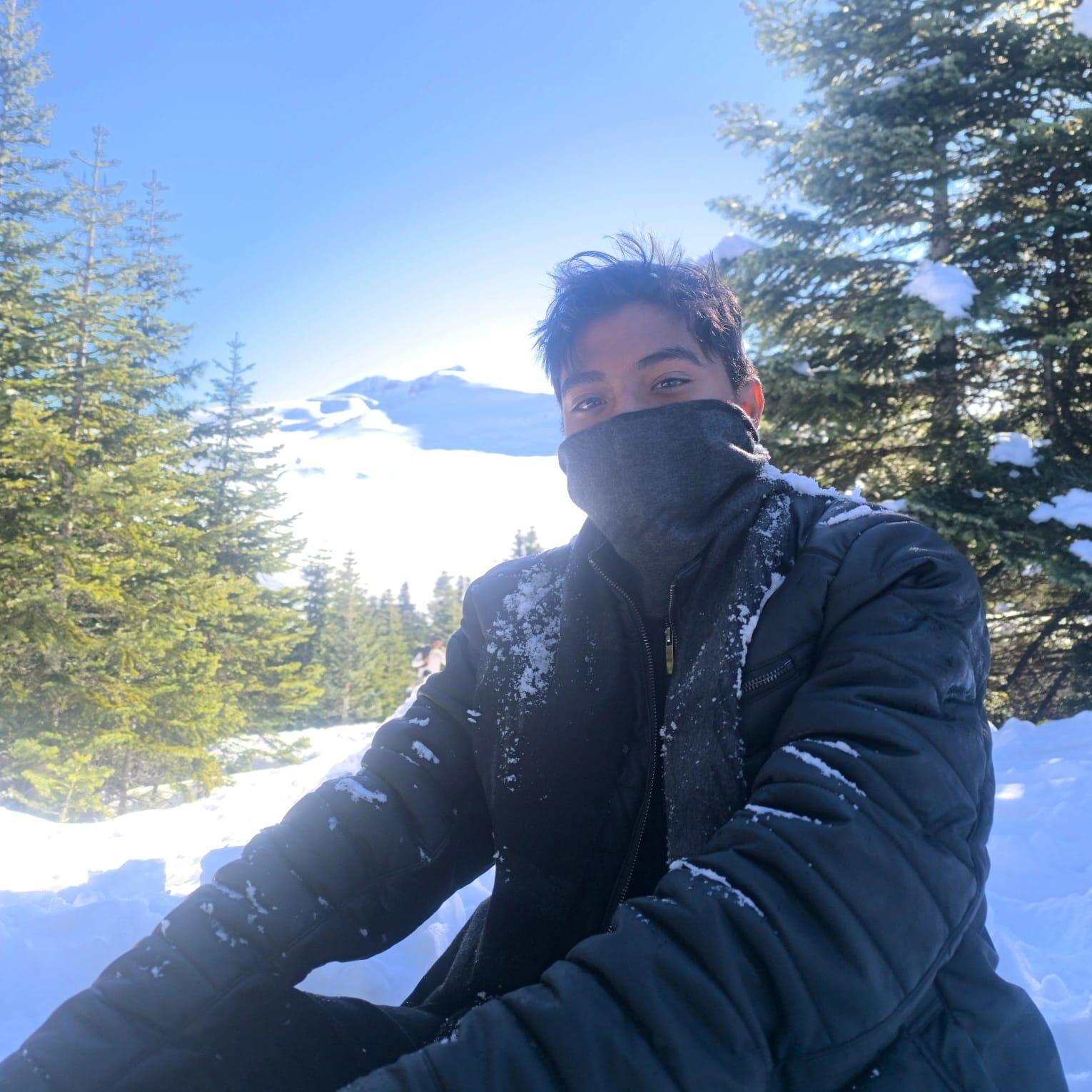 Senior {Full Stack}Web & App developer